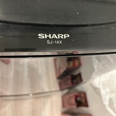 シャープ冷蔵庫の画像