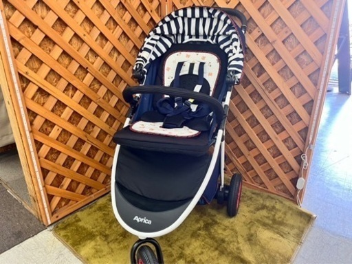 【愛品館江戸川店】アップリカ スムーヴ  ファミリアモデル ベビーカー ID110-024031-007