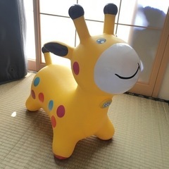 ブルーナボンボン　西松屋　キリン