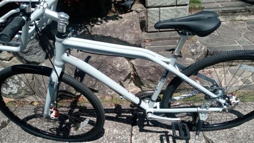 シュウインクロスバイクM