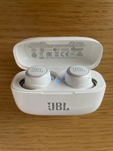 JBL LIVE 300TWS ホワイト