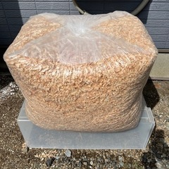 ペット用 天然 木材おが屑 床材 大量 70L ハムスター ネズミ 小動物の画像