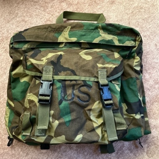 【未使用品】米軍ミリタリーバックパック　迷彩