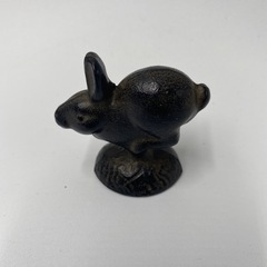 兎　文鎮　レトロ　鉄　ペーパーウェイトの画像