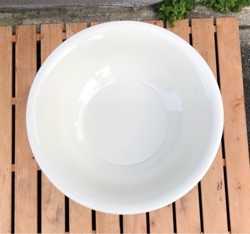 レトロな洗面器台