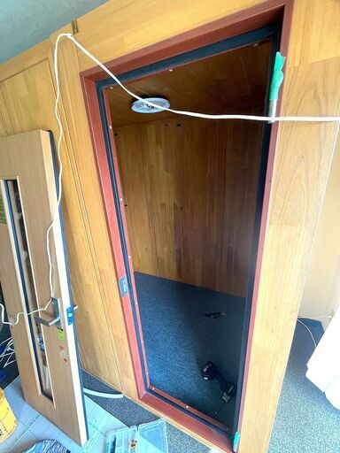 設置費込みの中古防音室(-35db)!! アビテックス1.5畳!!個人練習、配信、テレワーク、レコーディング等