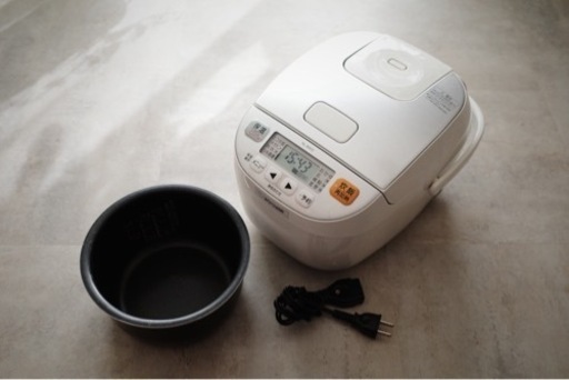 16年製　象印 炊飯器