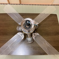 シーリングファン電球付の画像