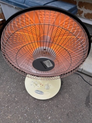 【値下げ】ハロゲンヒーター　400/800W切替