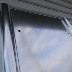 安全鋼板 高さ2m 幅540mm 厚さ1.2mm 柵 DIY 仮囲い 足場 仮設用 工事 亜鉛メッキ シルバー フェンス 丈夫 屋根 鉄板 壁材の画像