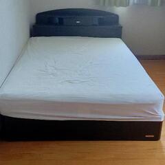 【引き取りに来ていただける方限定】セミダブルベッド✳フランスベッド