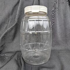 容器🫙　入れ物(SNAPWARE製)　タップリ!!の画像