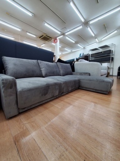 【展示品・未使用品】ベルベット調 3人掛けソファ ローソファ ソファ そふぁ?自社配送時?代引き可?(現金、クレジット、スマホ決済対応