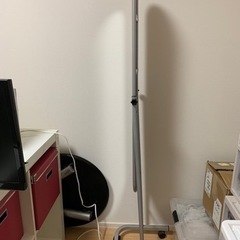 全身鏡(キャスター付き) 受け渡し予定者決定の画像