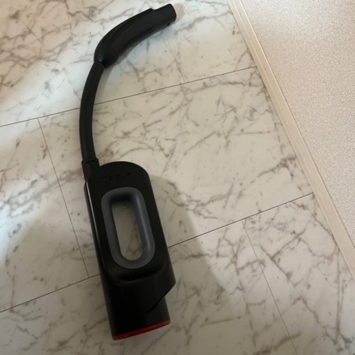 テスラ　チャデモ　chademo アダプター