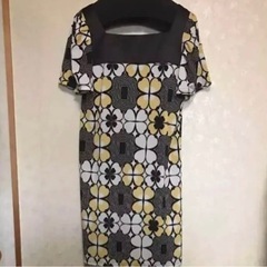 【受け渡し先決定】イング　花柄ワンピースの画像
