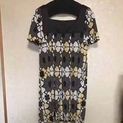 【受け渡し先決定】イング　花柄ワンピース