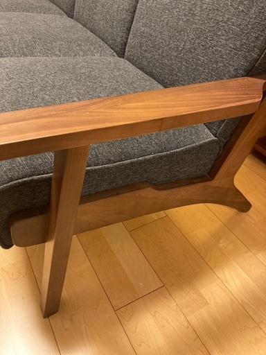 【値下げしました】美品！NOCE3人掛けソファ