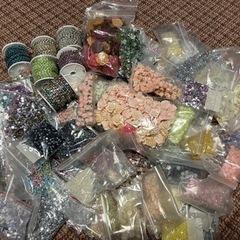 お値下げしました　ラインストーン沢山あります