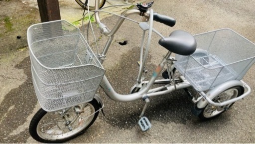 受け渡し者様決まってます！