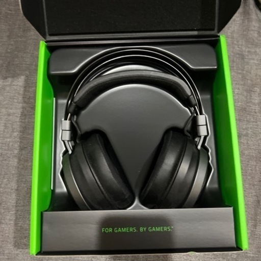 Razer NARI ULTIMATE