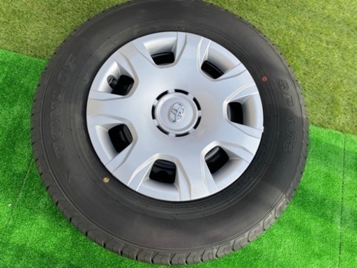 ハイエース　純正タイヤ　4本セット