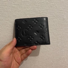 【クリスチャンルブタン】財布！