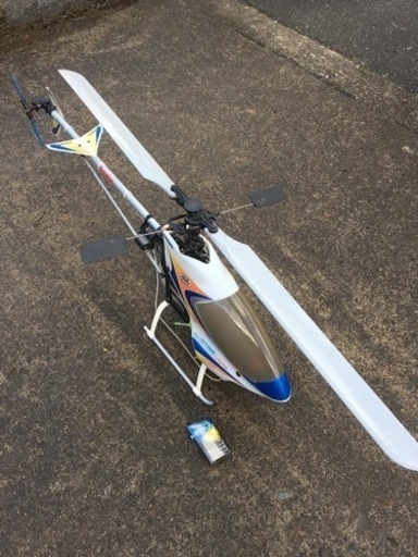 ラジコンヘリ2機