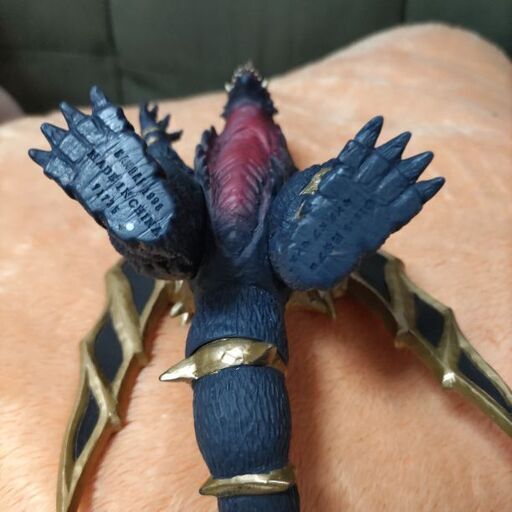 怪獣(⁠☆⁠▽⁠☆⁠)