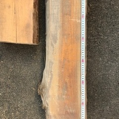 丸太 木材 ウッドデッキの画像