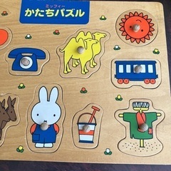 ミッフィーかたちパズルの画像