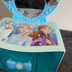 アナと雪の女王　メイクボックス　鏡　引き出しの画像