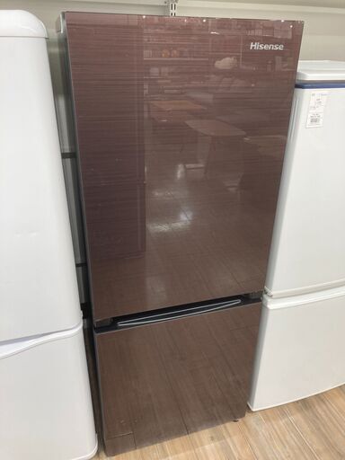 おしゃれなブラウンのHisense(ハイセンス)2ドア冷蔵庫が入荷しました！