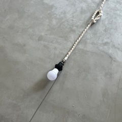 本日まで！吊り下げライトLEDライト付きの画像