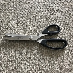 ピンキングハサミ　布用　3ミリ
