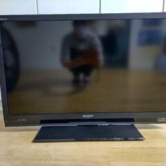 シャープ32型液晶テレビ2013年型 LC-32H9