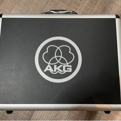 AKG C214