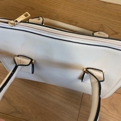 titty&Co. ピンクベージュ ハンドバッグの画像