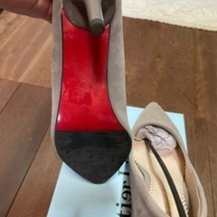 ハイヒール　パンプス　グレー　25cmの画像