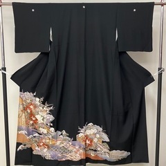 黒留袖　