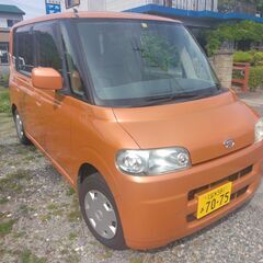 ダイハツ　タント令和7年６月まで車検が付いています。