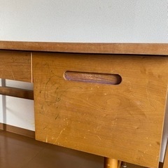 アンティーク調　デスクの画像