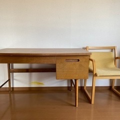 アンティーク調　デスク