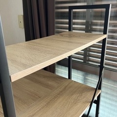※決まりました　　ラック付きパソコンデスク　アイリスオーヤマ　大きめタイプの方ですの画像