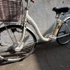 電動自転車 白 バッテリー無し26インチ