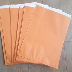 紙袋　ラッピング袋の画像