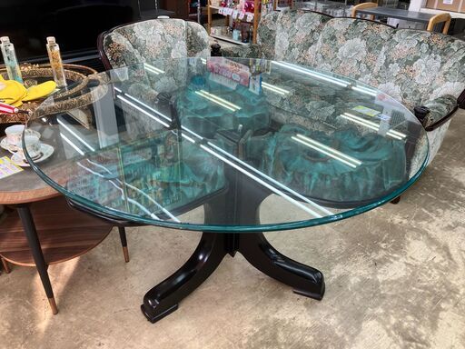 値下げ！！ガラスのダイニングテーブル