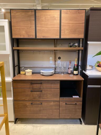 宇都宮でオシャレな家具を探すなら『オトワリバース！』未使用品 古賀家具 レンジボード キッチン収納 食器棚 ブラウン 中古品