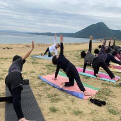 別府🏖️餅ケ浜ビーチヨガ🧘‍♀️男性も参加🆗の画像