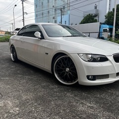 希少中期　335i カブリオレ 22年式